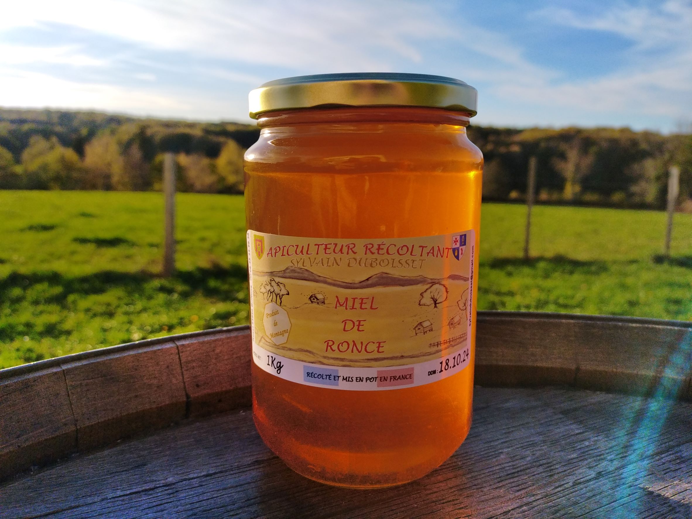 Miel de printemps Auvergne 1kilo,Laqueuille la Mémée
